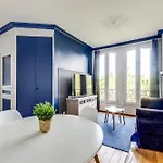Elegant Quartier Paisible 公寓