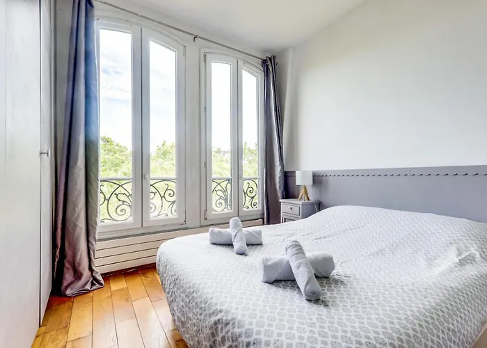 Elegant Quartier Paisible Appartement Paris